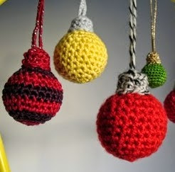 PATRON GRATIS BOLAS DE NAVIDAD AMIGURUMI