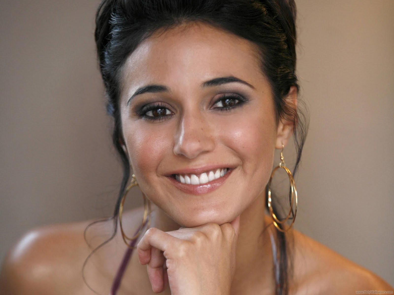 Emmanuelle Chriqui desktop Wallpapers