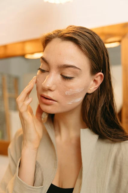 Incorporando o Retinol à sua rotina: tudo o que você precisa saber