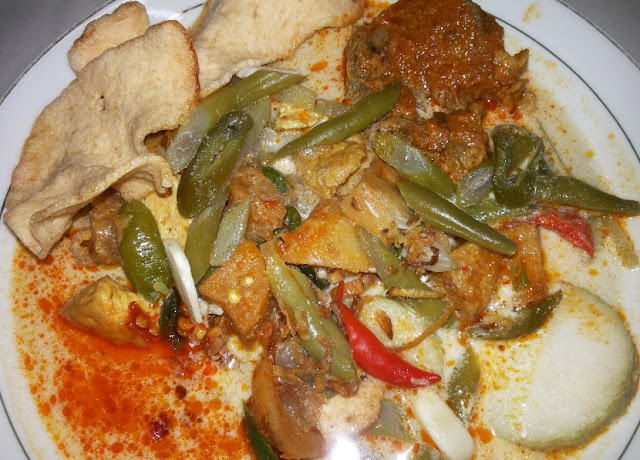 Resep lontong cap gomeh