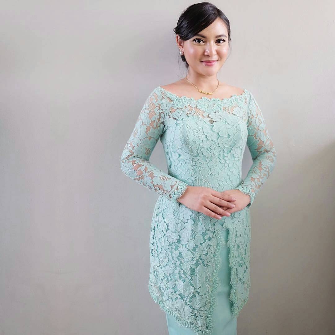 64 Model Kebaya  Modern  Brokat  Hijab Non  Hijab Terpopuler 