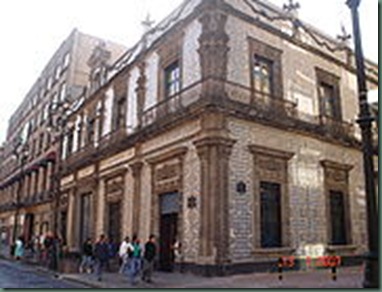180px-LA_CASA_DE_LOS_AZULEJOS