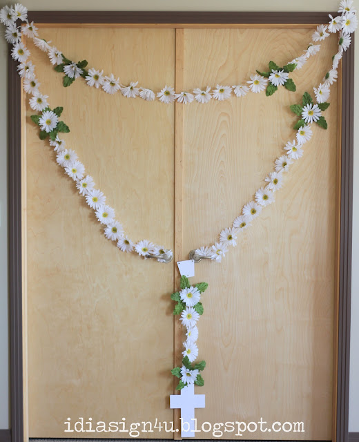 DIY Extra Large Rosary Made from Silk Daisies | Decoration Piece by ilovedoingallthingscrafty.com