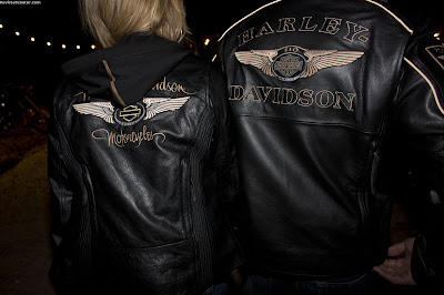 Línea de ropa y accesorios Harley-Davidson 110 aniversario