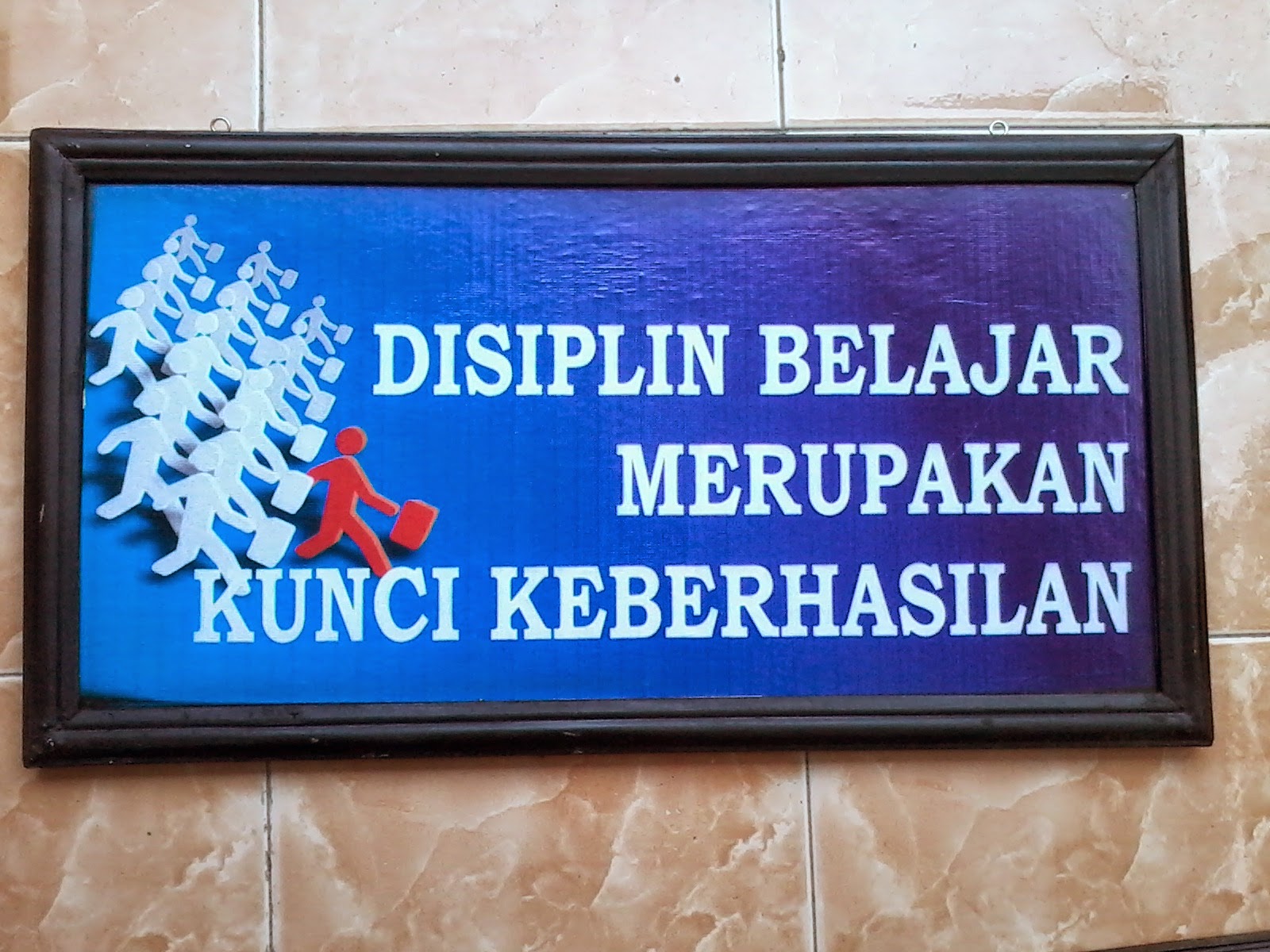 Merdeka Advertising: Slogan Pendidikan