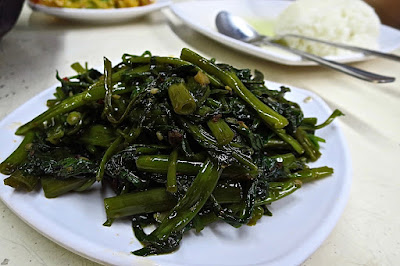 Ocean Curry Fish Head, kang kong