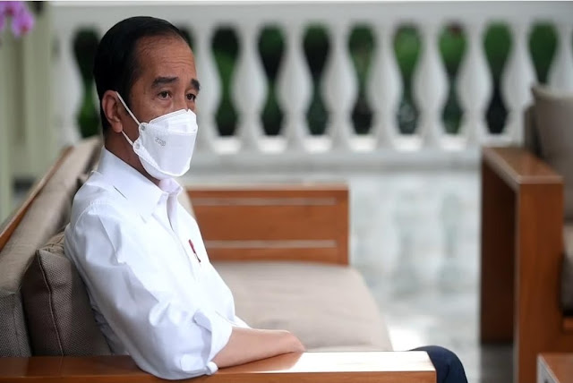 Imun Sinovac Turun 6 Bulan, Jokowi Perlu Suntikan Ketiga Bulan Ini