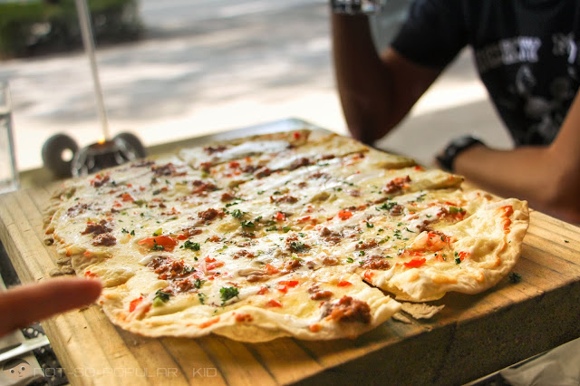 Baja Mexicali Taco Pizza of Red Garlic