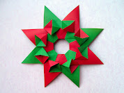 Origami Stella festiva - Holiday Star by Francesco Guarnieri