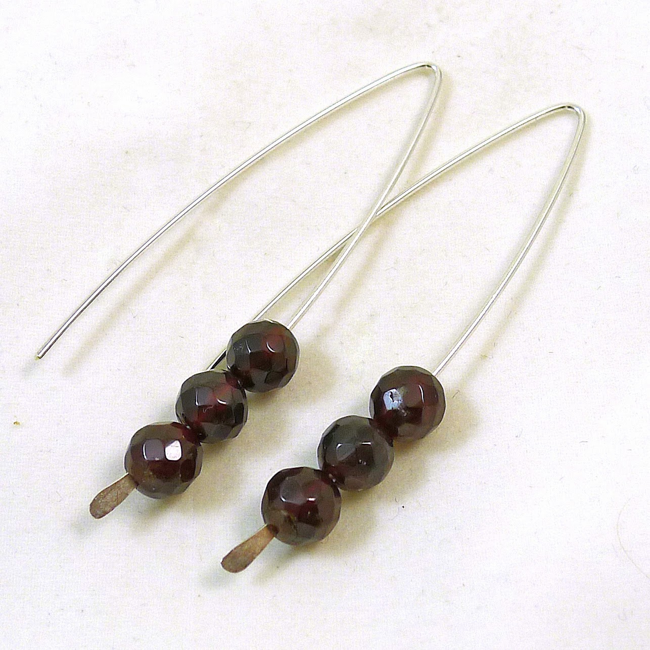 https://www.etsy.com/nz/listing/177091880/garnet-v-style-earrings?ref=shop_home_active_9