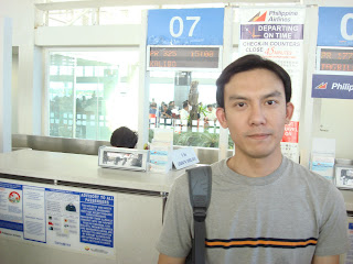 Makoy at the airport