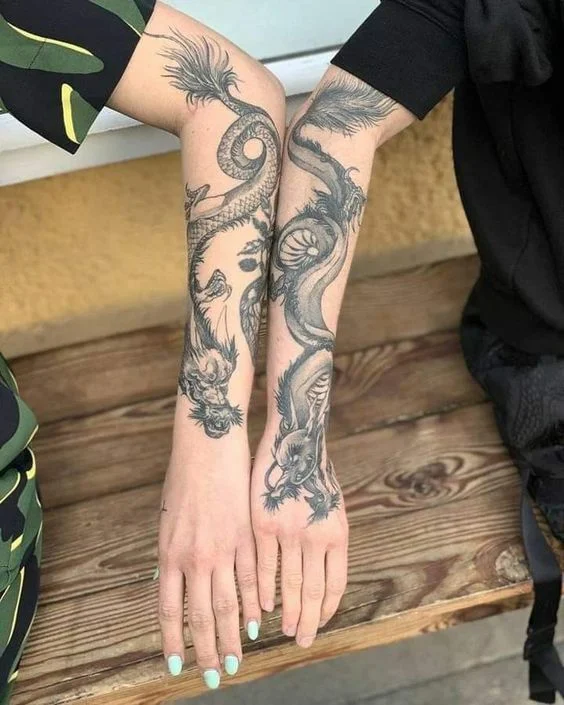 Tatuaje de dragones para parejas