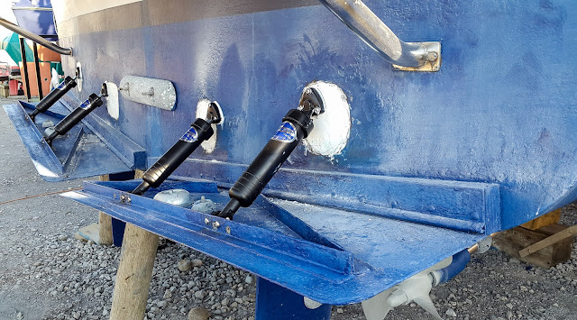 Photo of new rams fitted to Ravensdale's trim tabs