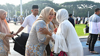 Komandan Lanal Bandung Bersama Forkopimda Provinsi Jawa Barat dan Warga Masyarakat Sholat Idul Fitri di Lapangan Gasibu Kota Bandung 
