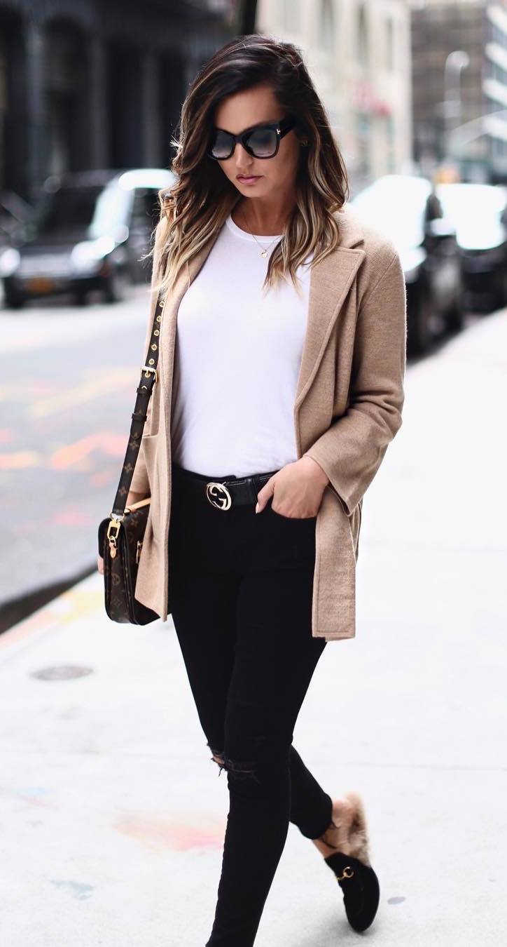 office look | beige cardigan + white top + bag + loafers + black skinny jeans