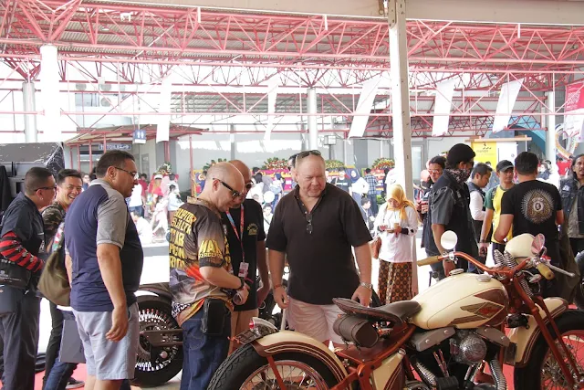 modifikasi motor custom