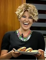 gülben ergen saç modelleri gülben ergen saç modelleri