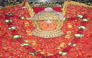  Navratri Special: राजस्थान की इस देवी मां के सामने औरंगजेब ने मानी थी हार, अखंड ज्योत के लिए भिजवाया था तेल व घी