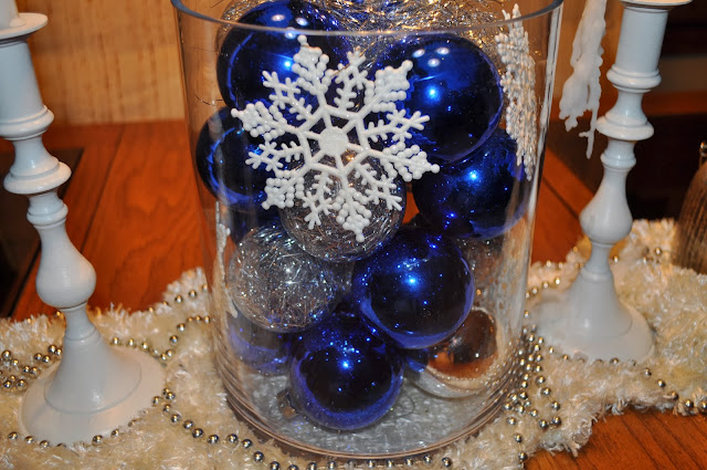 DIY, Christmas, Ornaments, Clear ornaments, tinsel, Decor, Holidays, center piece, christmas tree