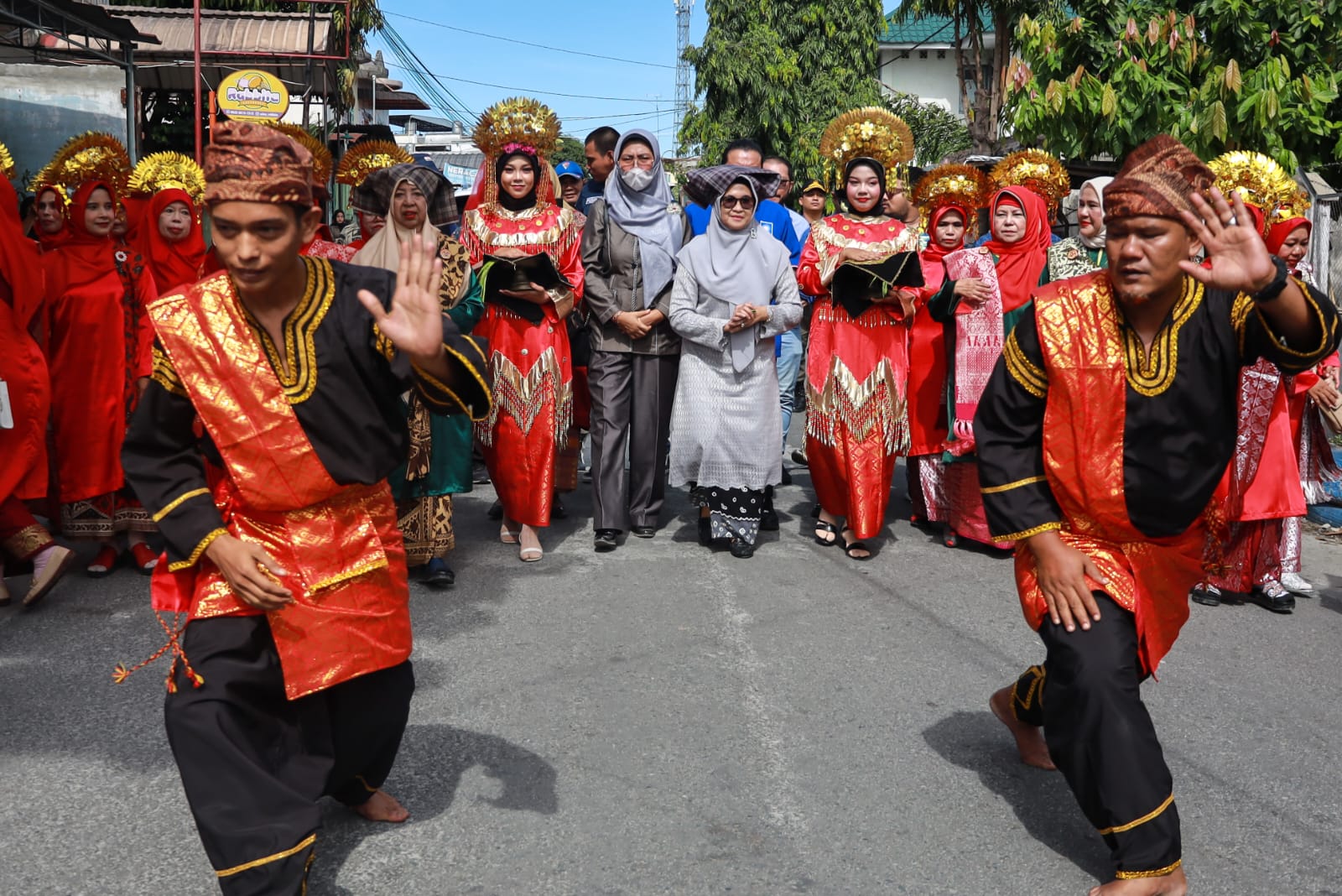 dr.Susanti Puji Gebyar Budaya Minangkabau di Siantar
