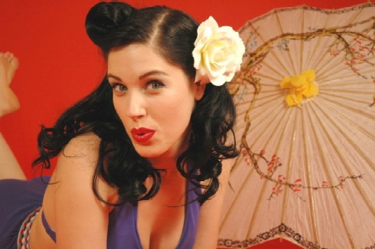 Pinup Girl Makeup Tutorial · *Violet Ocean Eyes (Spring/Summer) Makeup