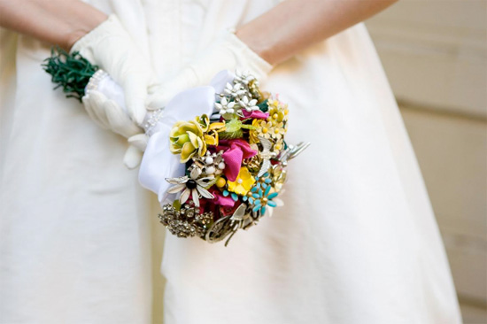 Wedding Inspiration Brooch Bouquet Vintage brooch bouquets courtesy 