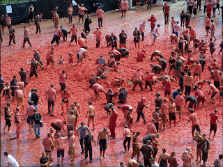 Happy La Tomatina (Festival of Tomatoes) Greetings Cards