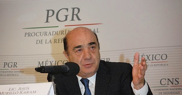 Murillo Karam deja la poderosa PGR y lo mandan a la marginal Sedatu