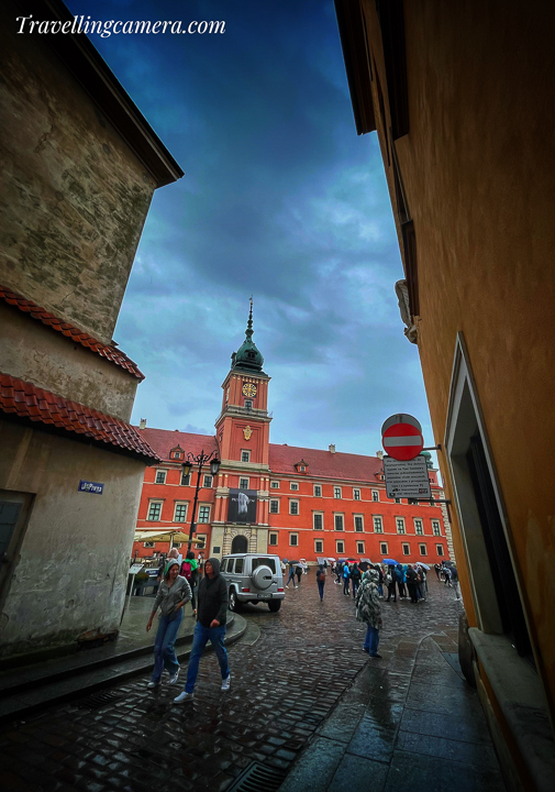 Preserving the Legacy of Royalty:    The Royal Castle stands as a living testament to the enduring legacy of Poland's royal heritage, preserving the opulence and grandeur of the nation's monarchic past.