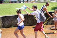 Guerra de agua en las fiestas de Llano