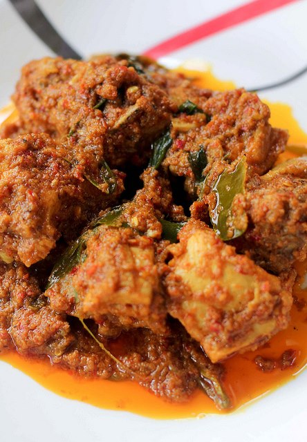 Sepanjang Jalan Kehidupan: Rendang Ayam