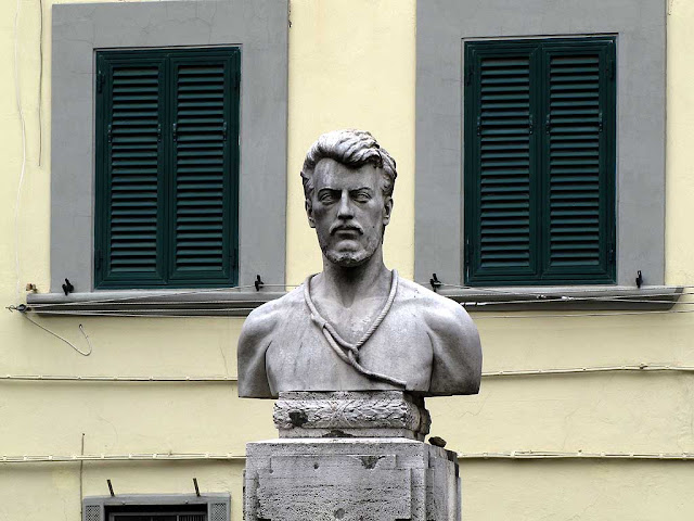 Guglielmo Oberdan, bust by Ermenegildo Bois, Livorno