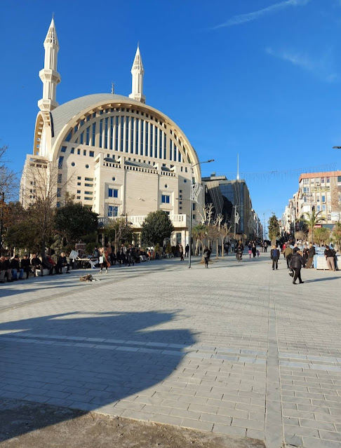 جامع أفجيلار المركزي الكبير في إسطنبول