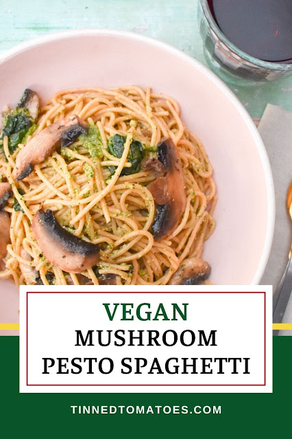 A simple recipe for the most delicious vegan mushroom pesto spaghetti with a freshly made cheese-free pesto and spinach for extra greens. Such a tasty dinner option.