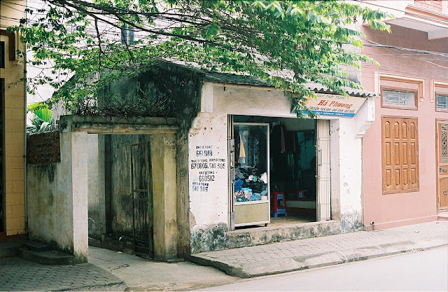Địa chỉ số 247 phố Hàng Nâu (nay là nhà xây mới thuộc đường Minh Khai), nơi Tú Xương sinh ra và lớn lên