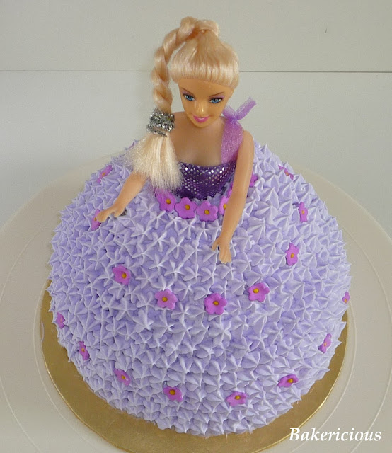 Creating Designer Doll Cakes