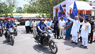 मितान योजना : आम नागरिकों को मिल रही घर पहुंच सुविधा : 1700 से अधिक प्रमाण पत्र घर पहुंचाए गए