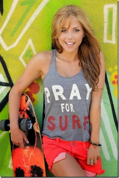 Brittney Palmer11