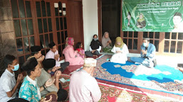 Ramadhan Berkah, DPW PKB Banten Berikan Santunan kepada 8 Orang Guru Ngaji