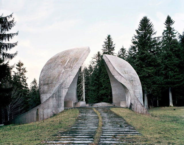 World War Monuments, Spomenik,Monuments