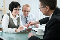 An insurance adviser can play the part of the direct link between the insurance company and the individual. He is the one who can help you select the right policy i.e. one which can help you fulfil your insurance needs. But for this, it is important that you connect with an proper and qualified insurance agent. 