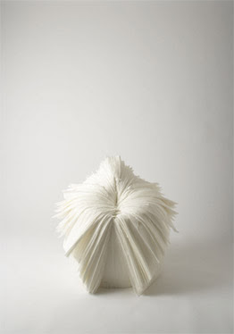 Cabbage Chair transformation by nendo