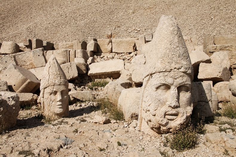 mount-nemrut-3