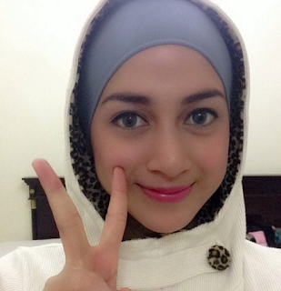 Model Hijab Nina Zatulini