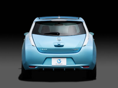 images of cars 2011. Upcoming Cars in 2011 Nissan