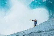 surf30 wsl tahiti pro 2022 Jadson Andre 22Tahiti  QUA0705 Damien Poullenot