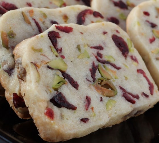 Cranberry Pistachio Shortbread #desserts #christmas