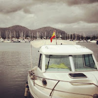 Barco en Port d’Alcudia en Mallorca