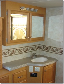 HeartyBathroomSink