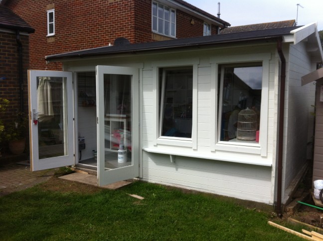 This cabin includes roof and floor insulation, underfloor heating 